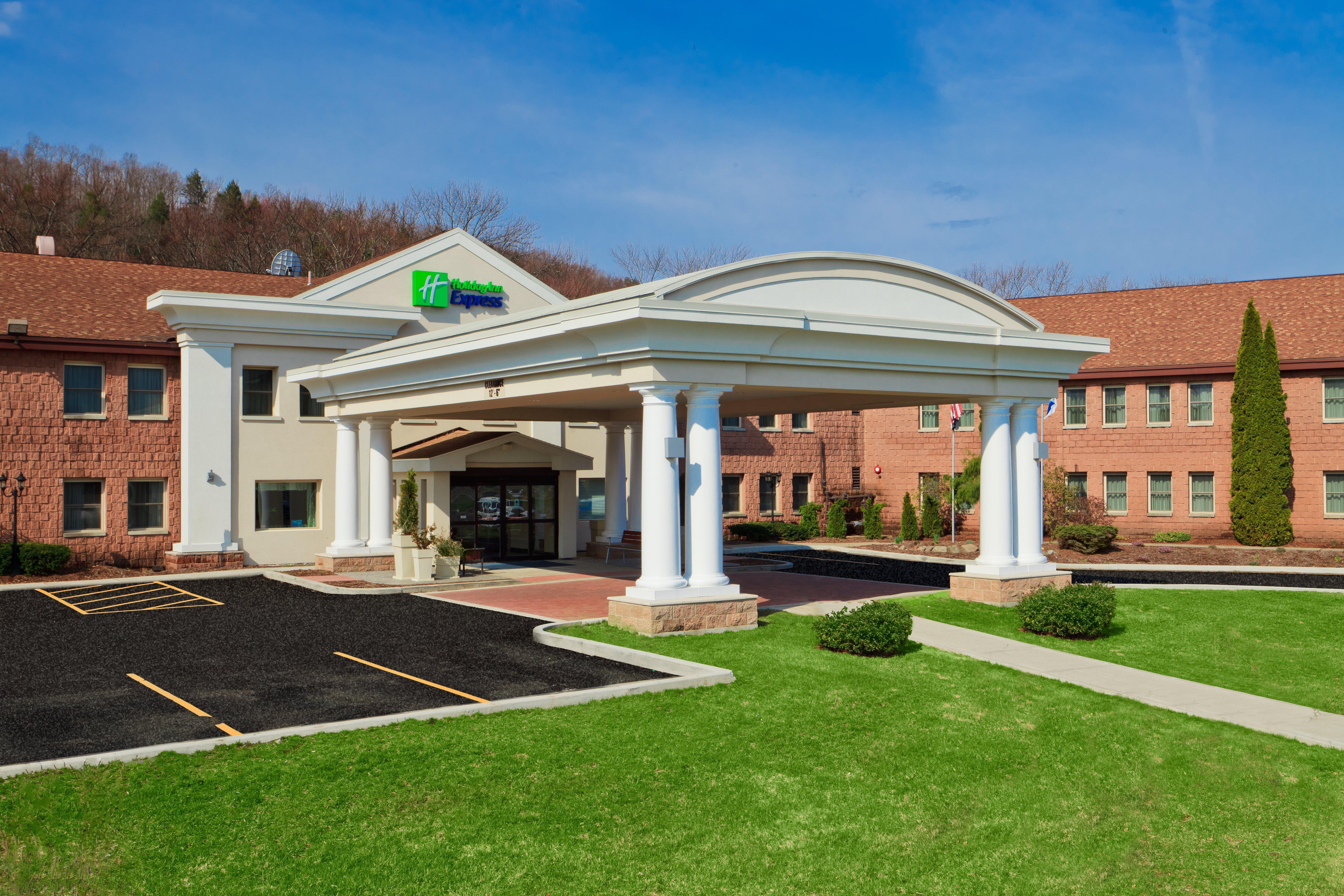 Best Western Owego Inn Ngoại thất bức ảnh